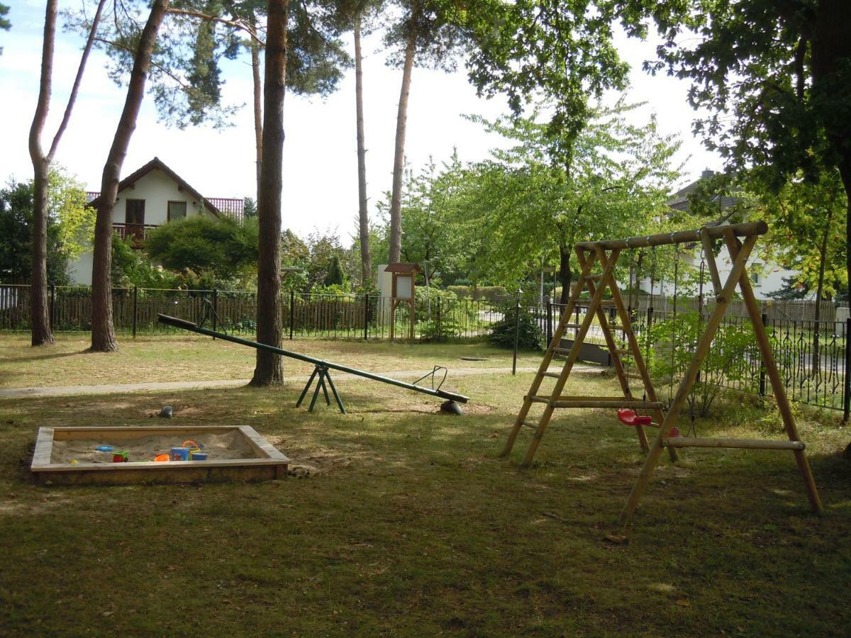 Ferienanlage "Am Sidowsee" ฮิมเมลพ์ฟอร์ท ภายนอก รูปภาพ